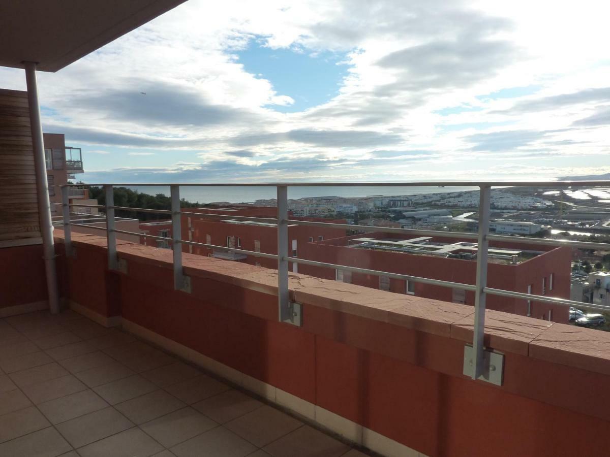 "Bien Vivre Ensemble" Aux Marches Du Soleil - Chambres Privees Chez L'Habitant Dans Appartement Partage Sete Exterior photo