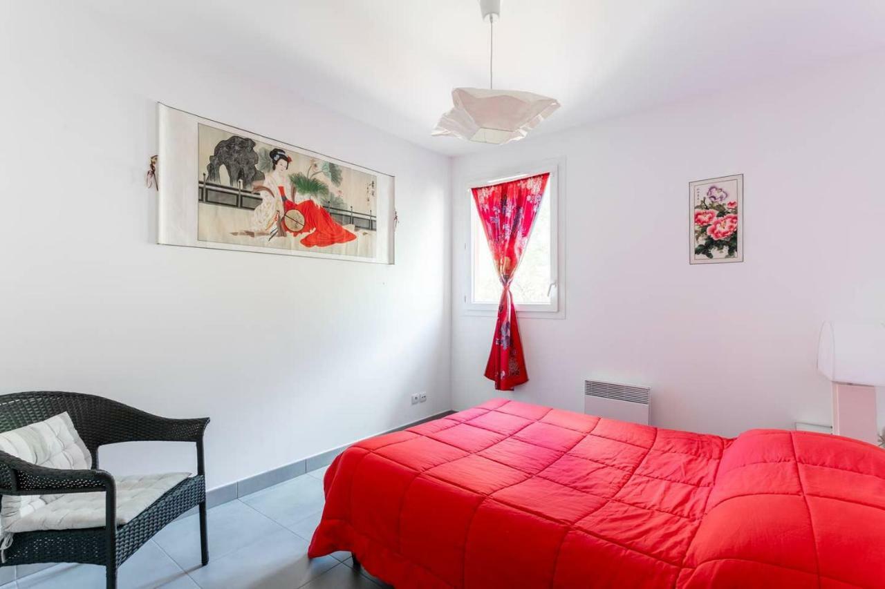 "Bien Vivre Ensemble" Aux Marches Du Soleil - Chambres Privees Chez L'Habitant Dans Appartement Partage Sete Exterior photo